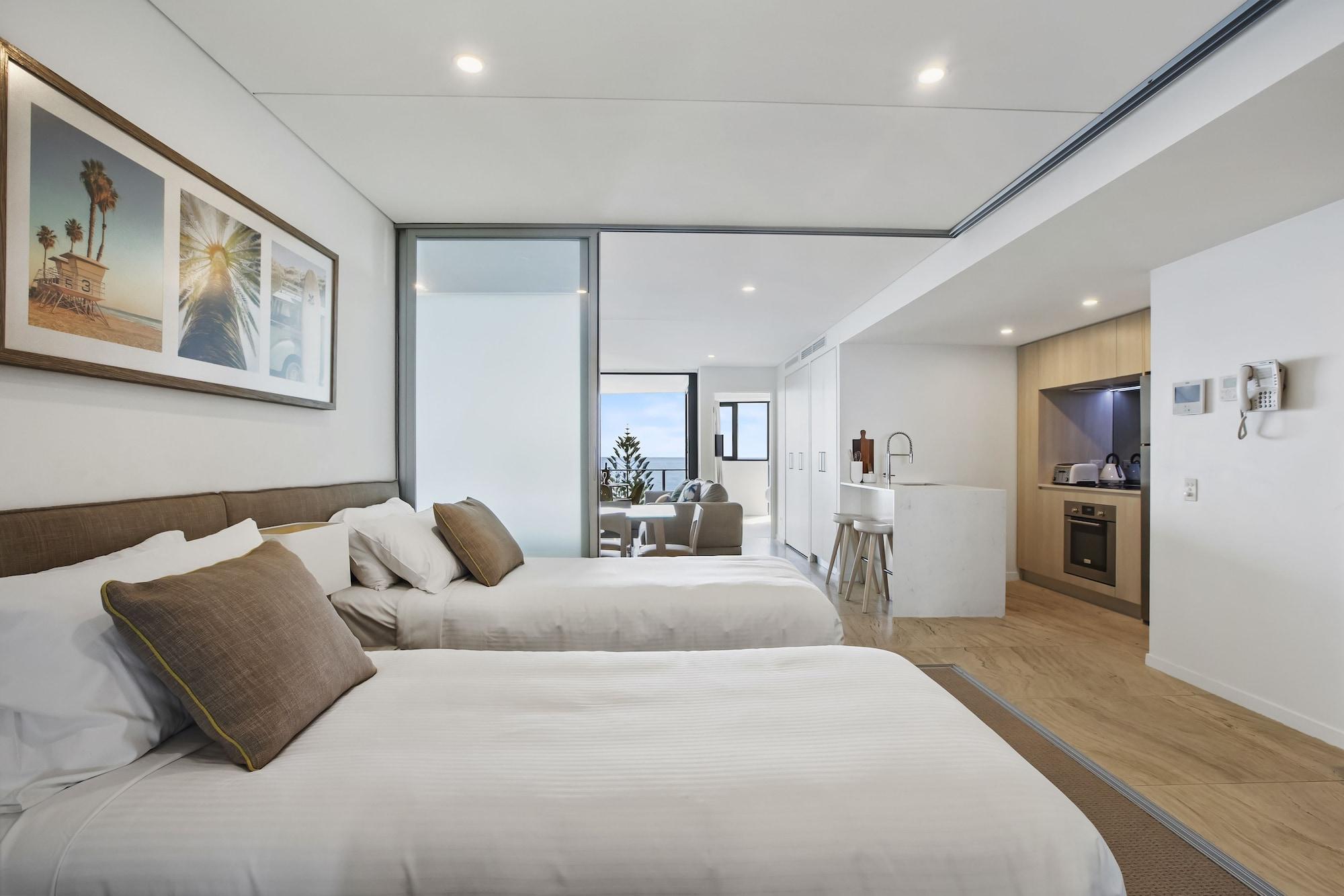 Breeze Mooloolaba, Ascend Hotel Collection Exterior photo A typical studio apartment