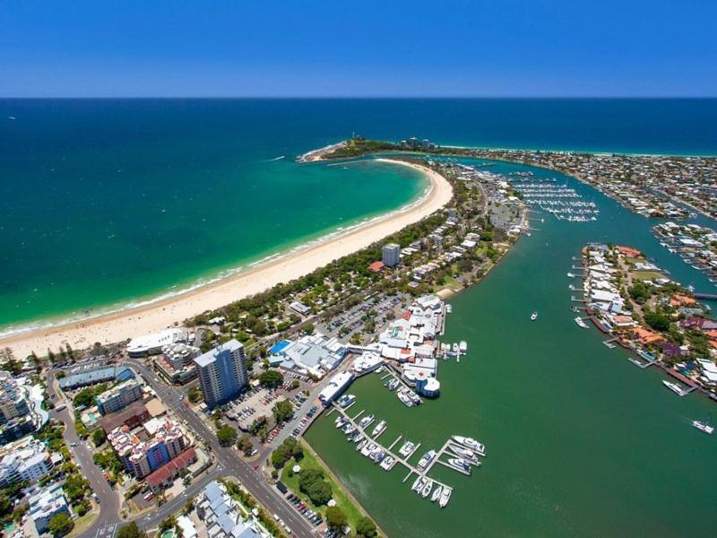 Breeze Mooloolaba, Ascend Hotel Collection Exterior photo Aerial view of Runaway Bay